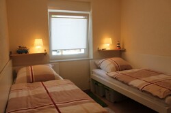 Schlafzimmer 2