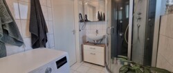 Badezimmer EG