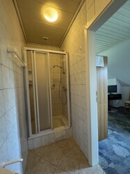 Badezimmer 2