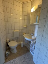 Badezimmer 2