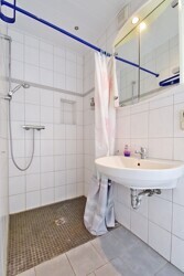 Badezimmer EG