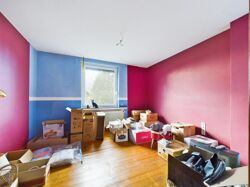 EG Zimmer 4