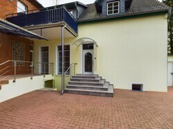 EIngang EG hinten