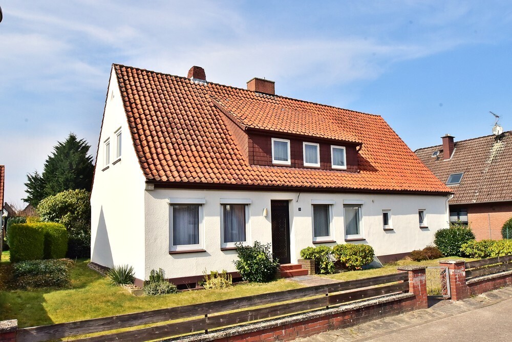 Straßenansicht