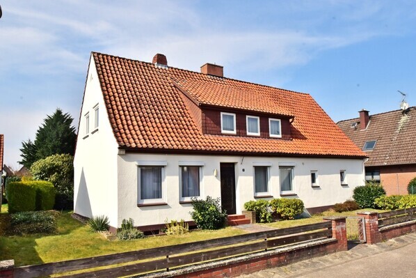 Straßenansicht