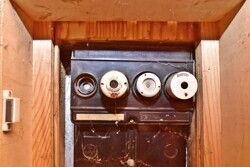 ELT im Dachgeschoss