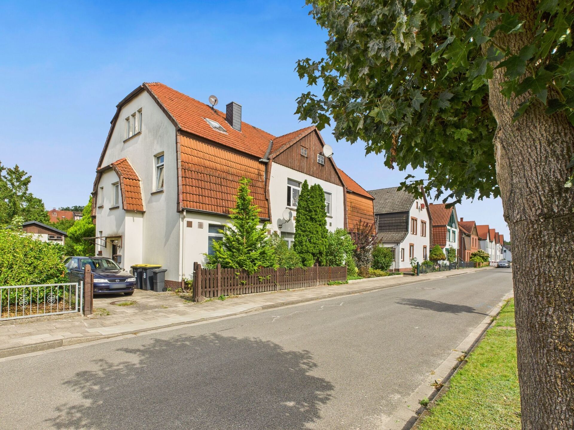 Straßenansicht