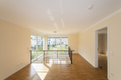 Flur OG mit Galerie