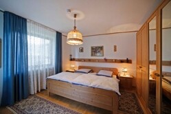 Schlafzimmer EG