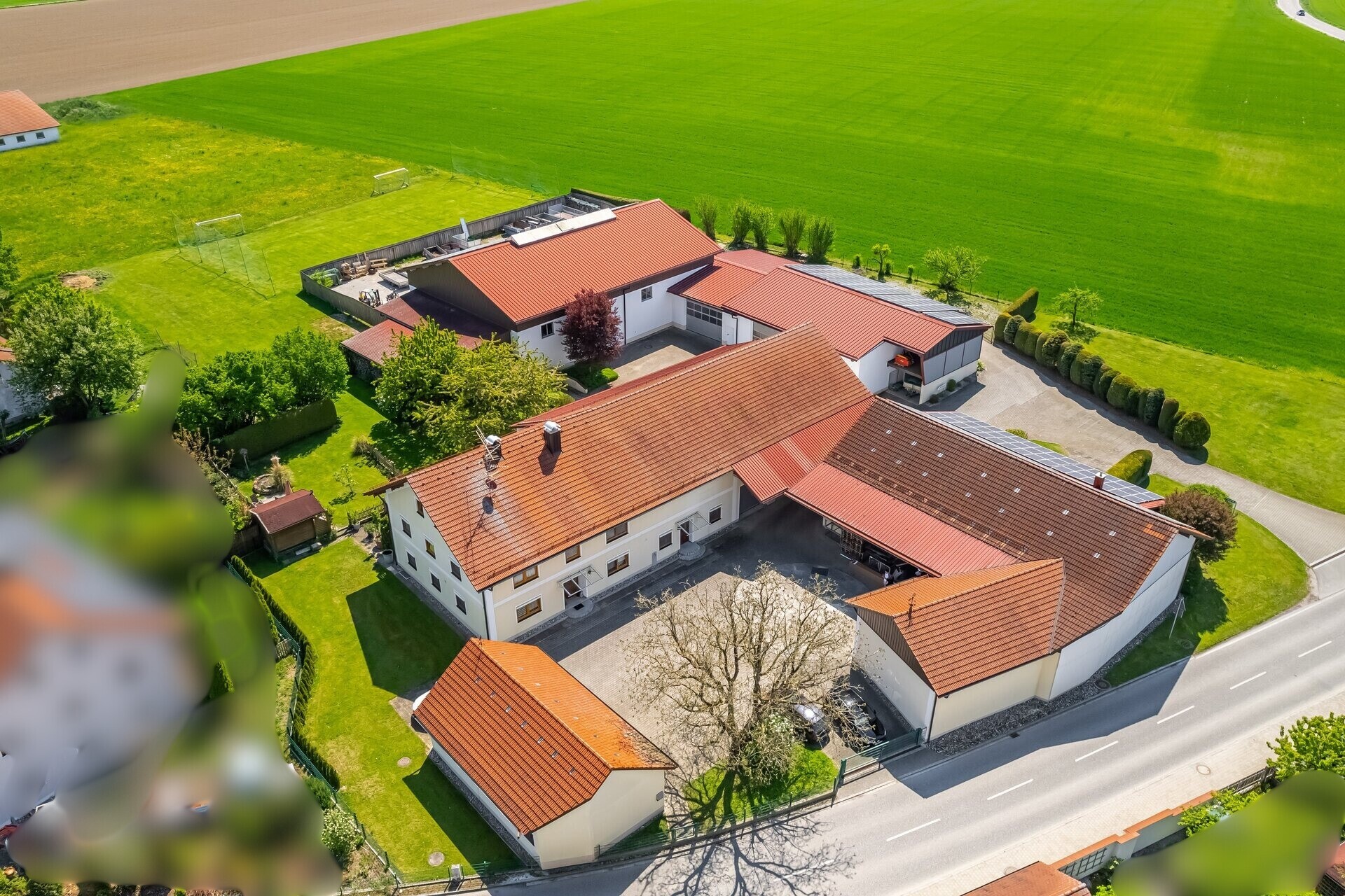 Ansicht Gesamtanwesen