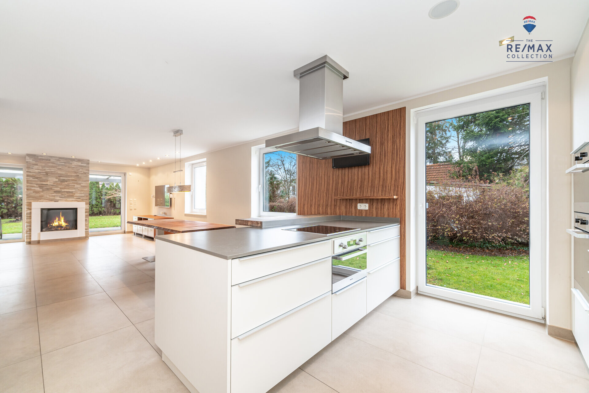 Wohnzimmer/Küche EG