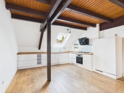 CAM03605G0-PR0059-STILL016