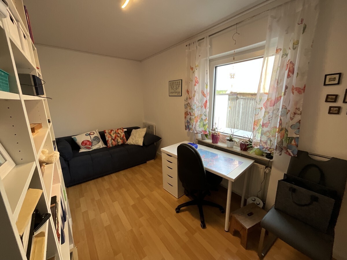 Kinderzimmer EG links
