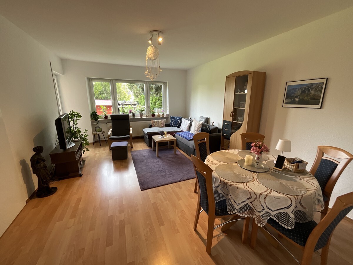 Wohnzimmer EG rechts