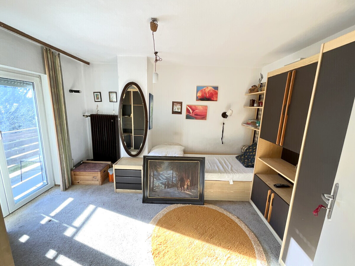 zweites Zimmer im Dachgeschoss