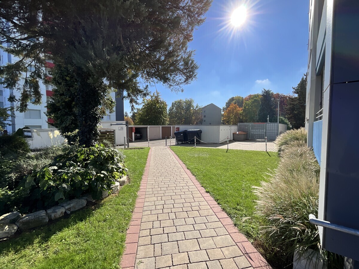 Zugang zum Garagenhof