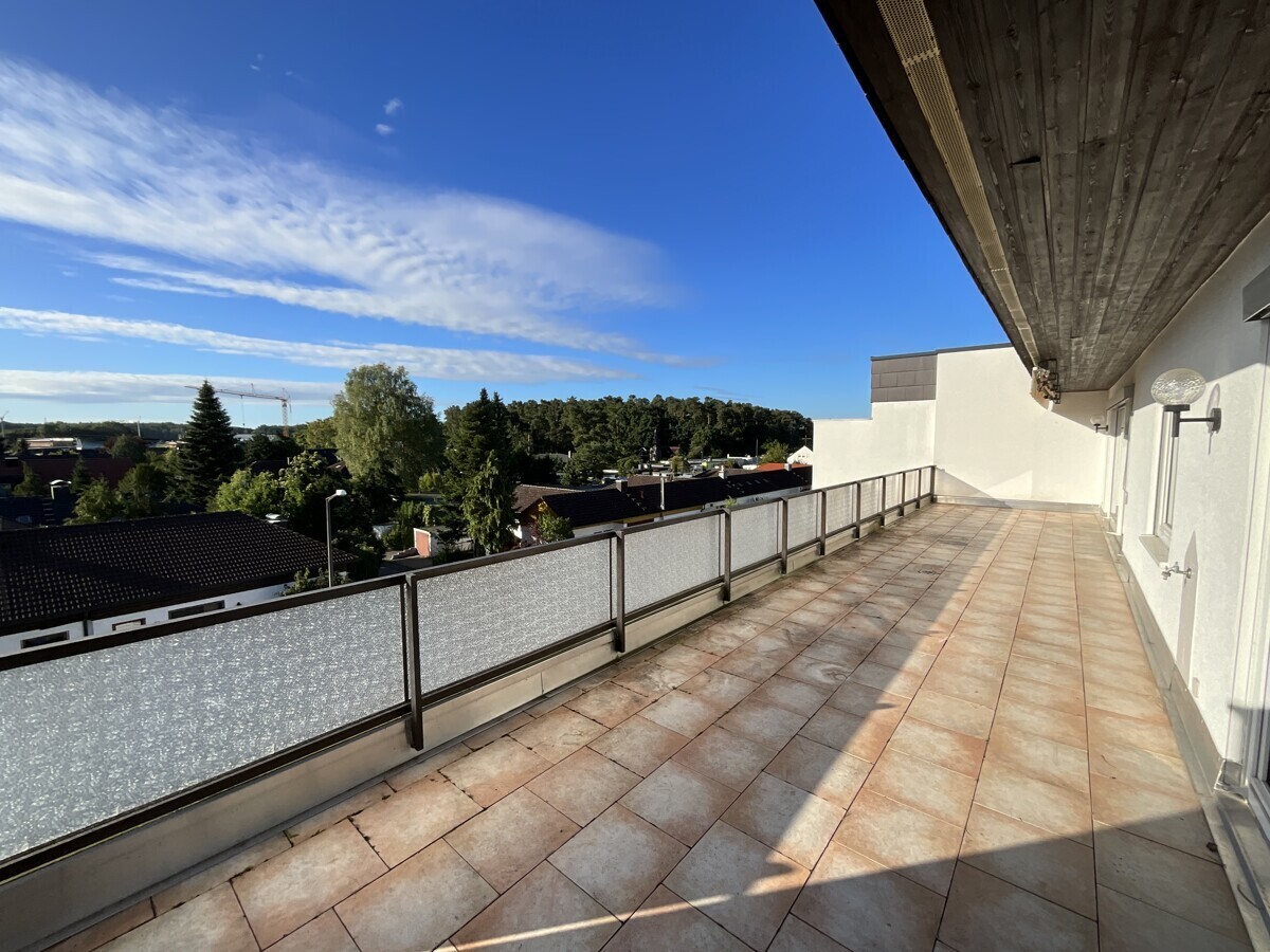 sonnige Dachterrasse...