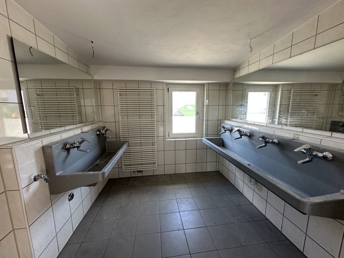 ZUSÄTZL. MÖGLICH: Halle 1 / Waschen