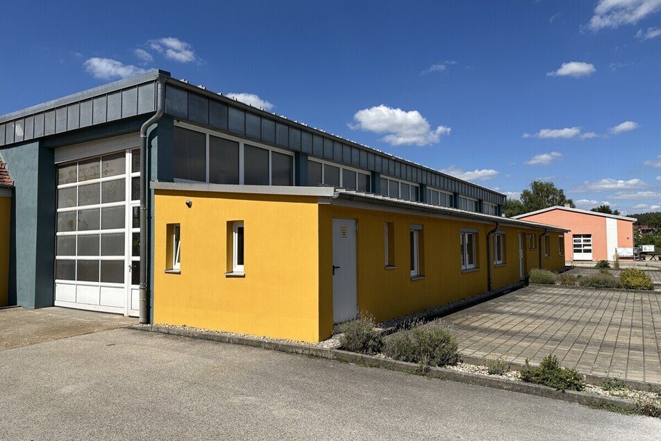 ZUSÄTZL. MÖGLICH: Halle 1