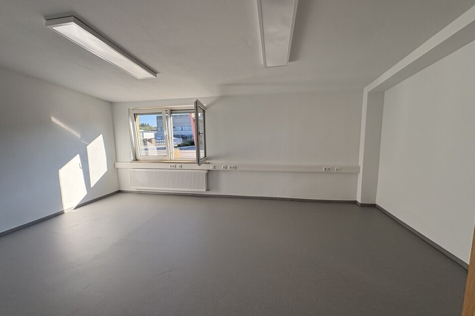 Halle 2 / Büro