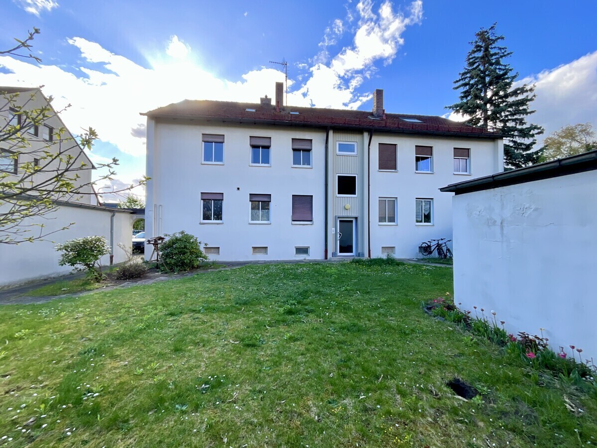Wohnhaus mit Gemeinschaftsgarten