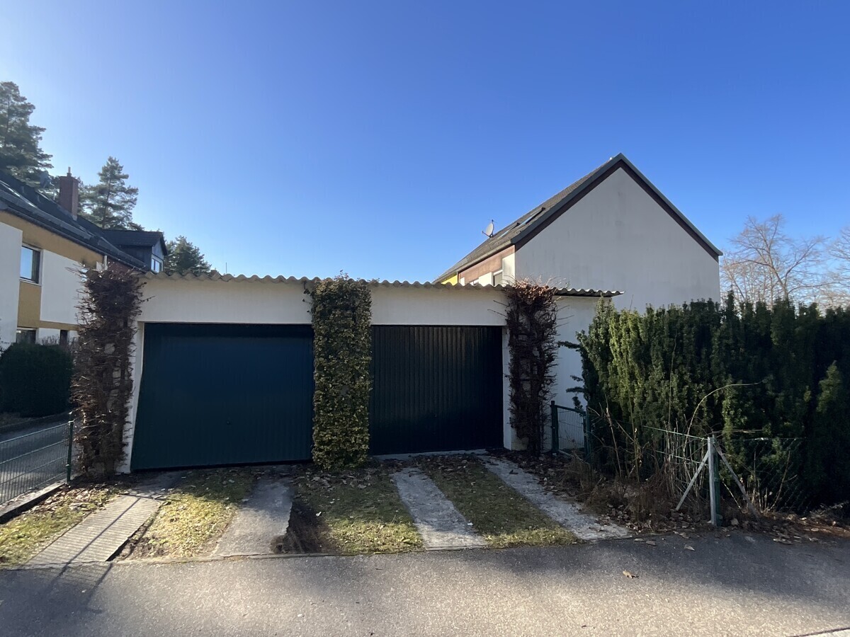 Doppelgarage 
