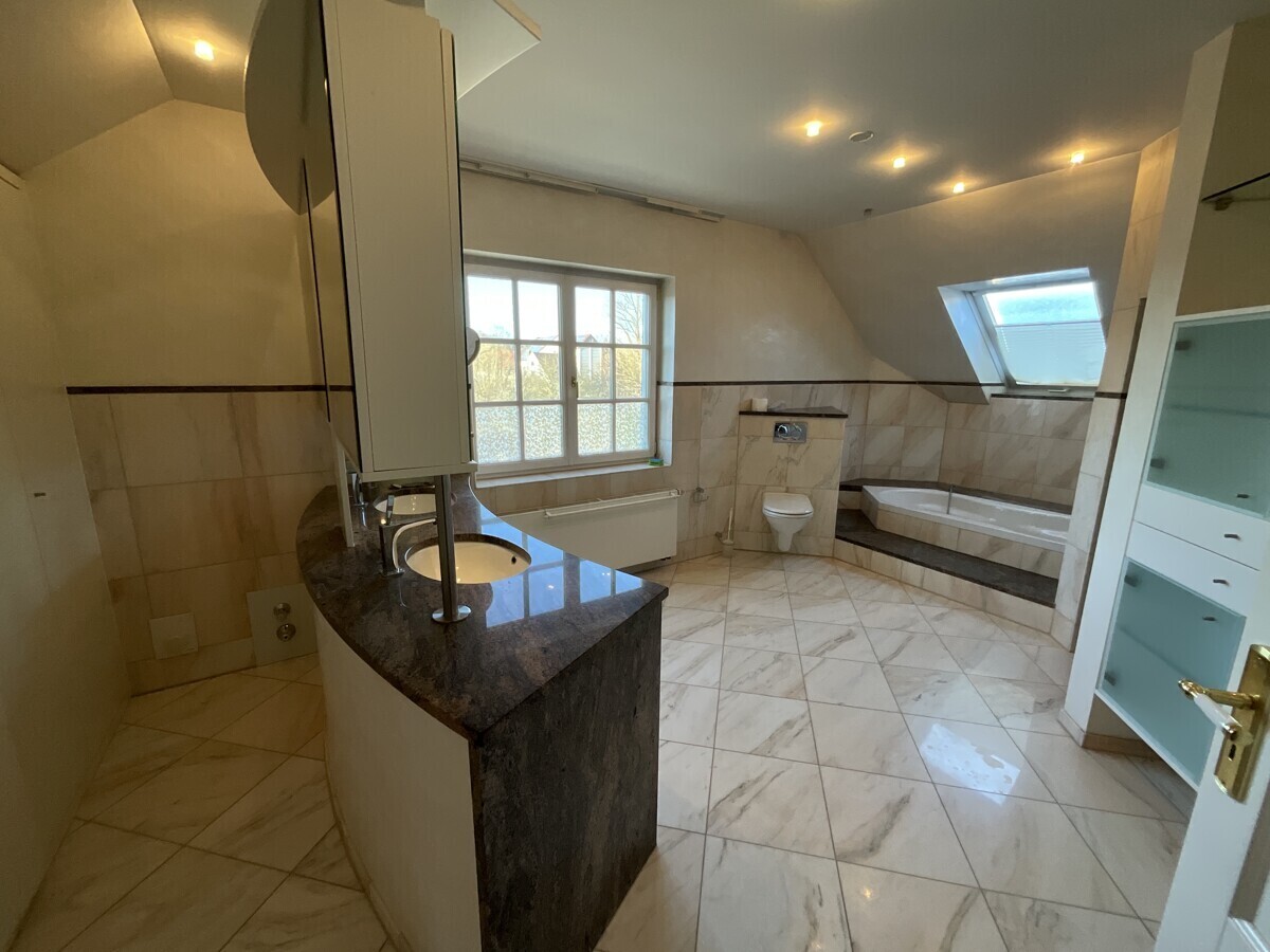 Badezimmer EG