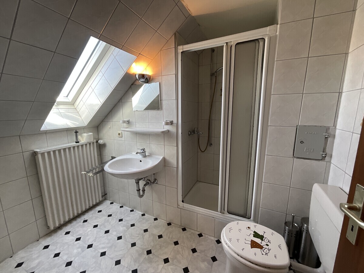 Badezimmer DG