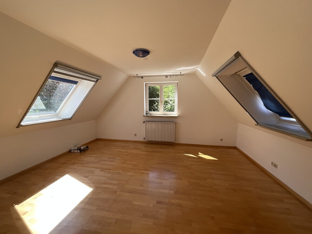 Schlafzimmer DG
