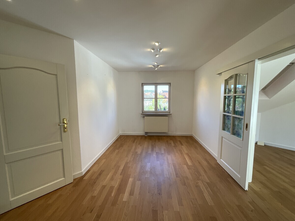 Durchgangszimmer EG