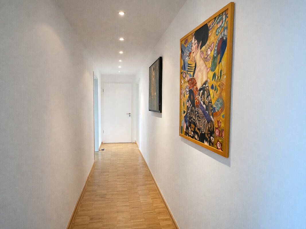 Flur zu Schlafzimmer & Bad