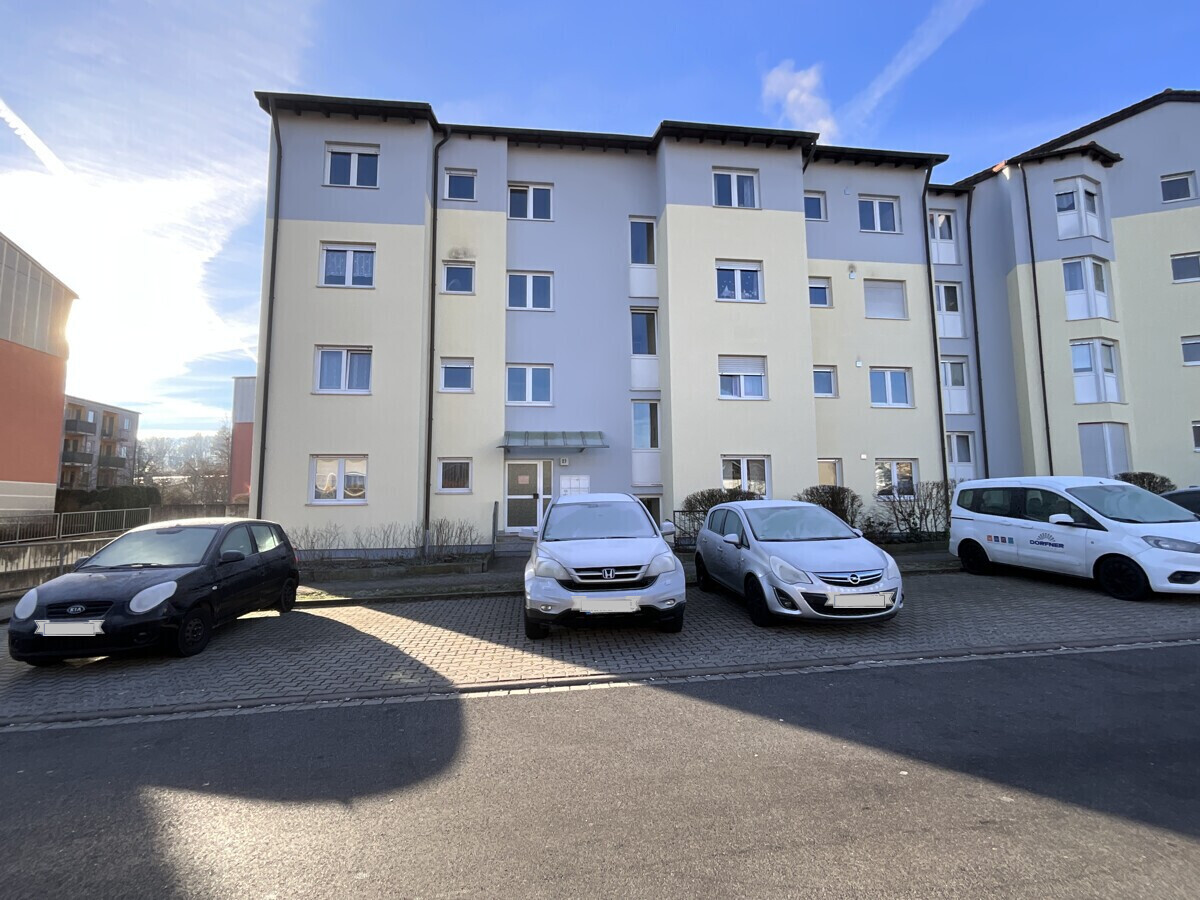 Straßenansicht