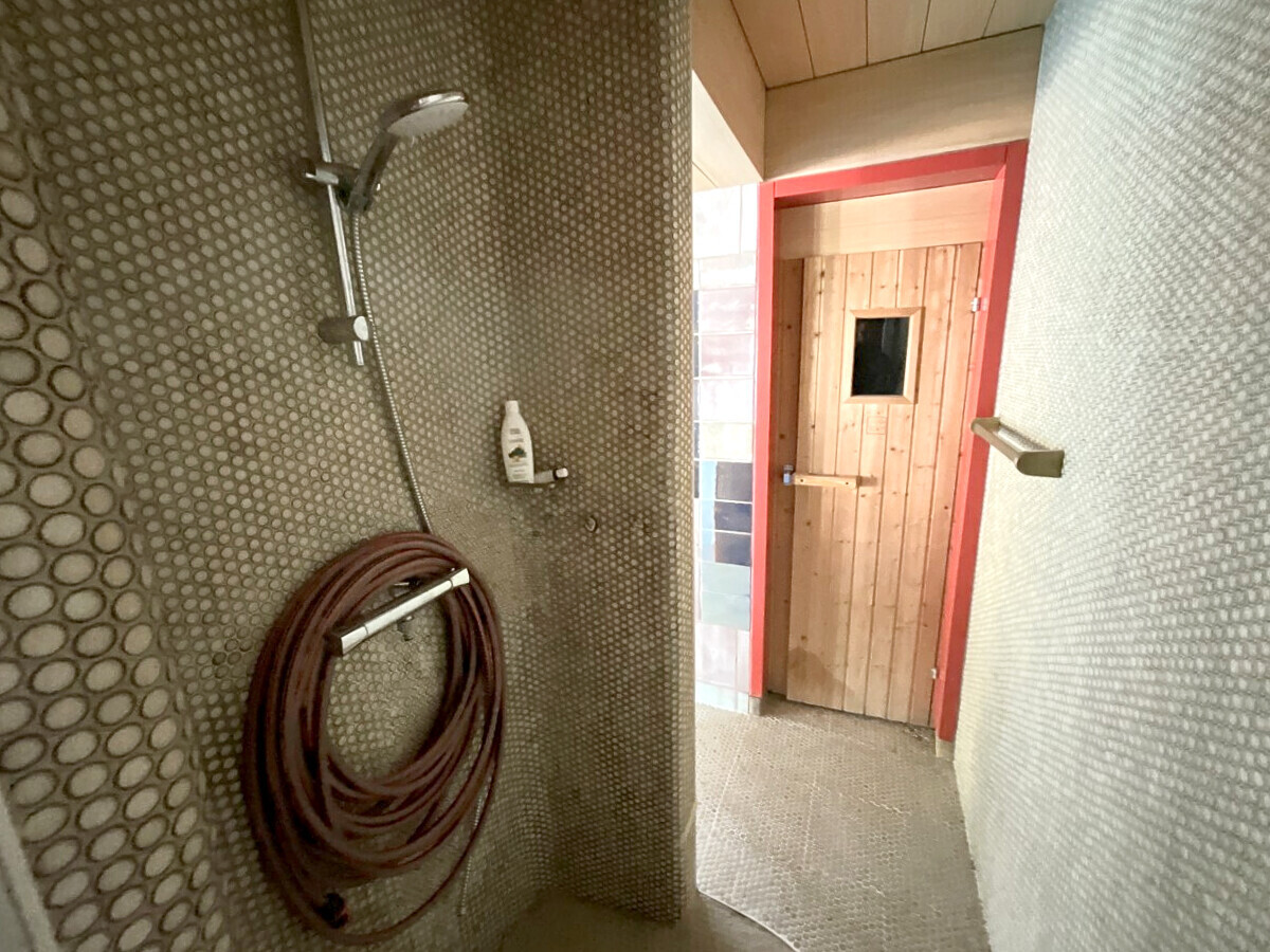 Dusche & Sauna