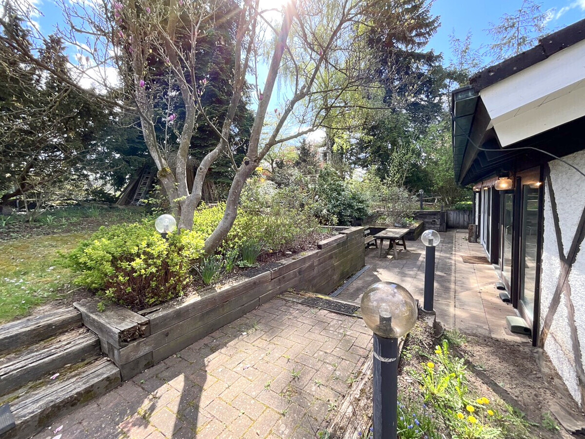 Freisitz am Poolhaus & Garten