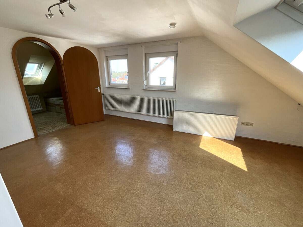 geräumiges Studio