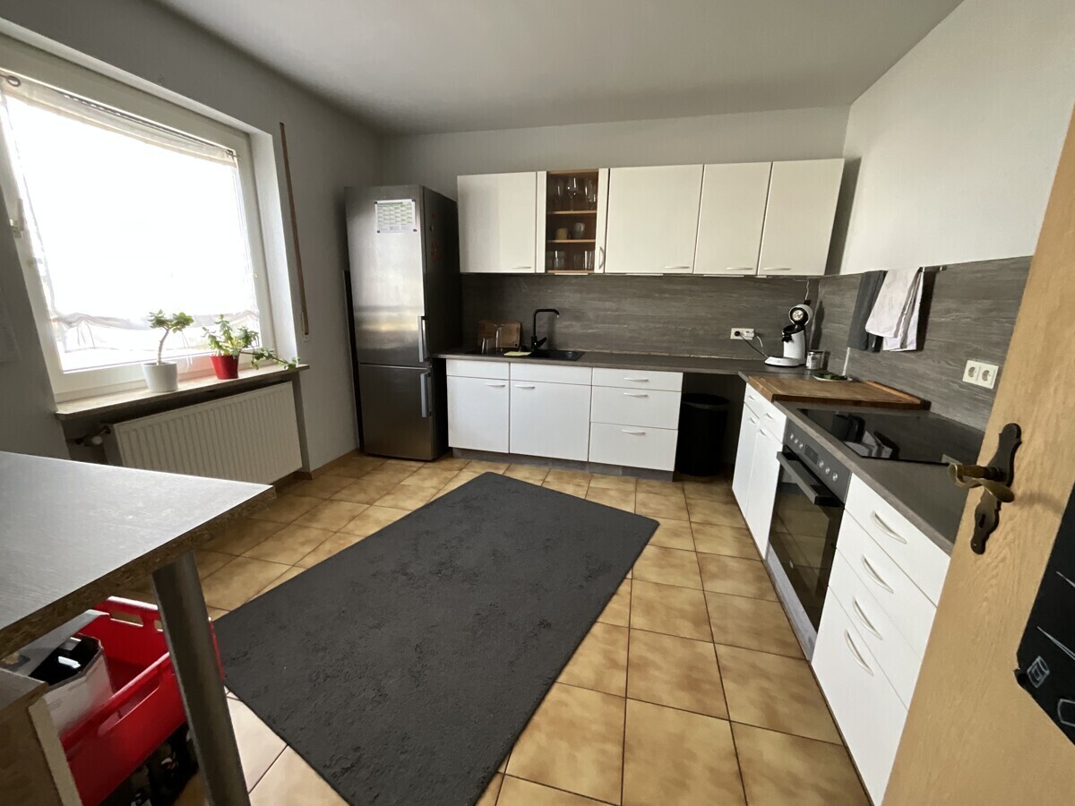 Küche mit Platz für einen Esstisch