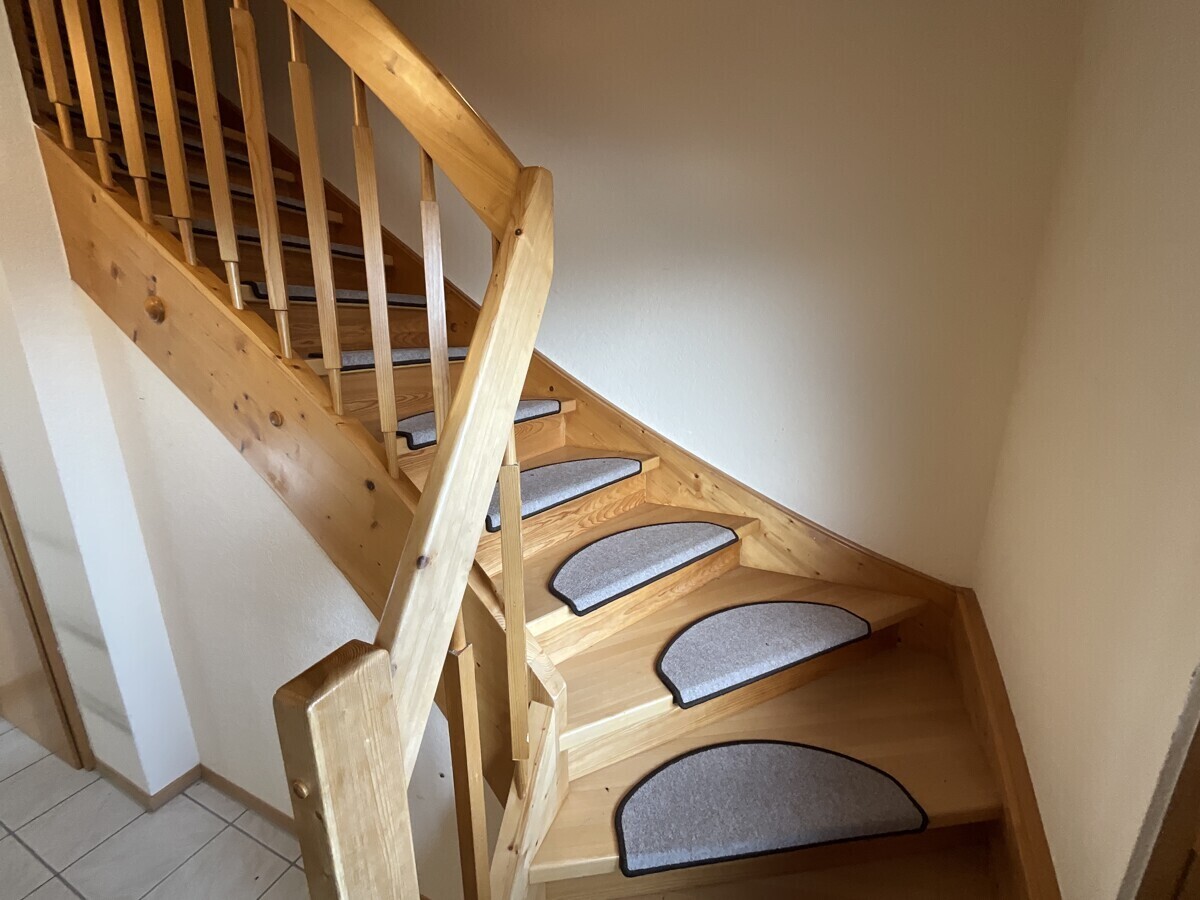 Treppe in das Dachgeschoss