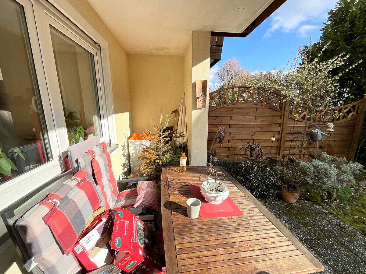 überdachte Terrasse