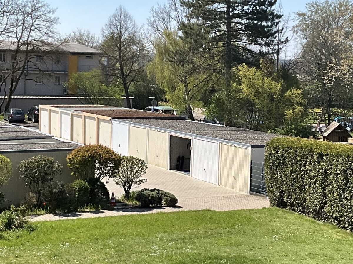 Garage im Garagenhof