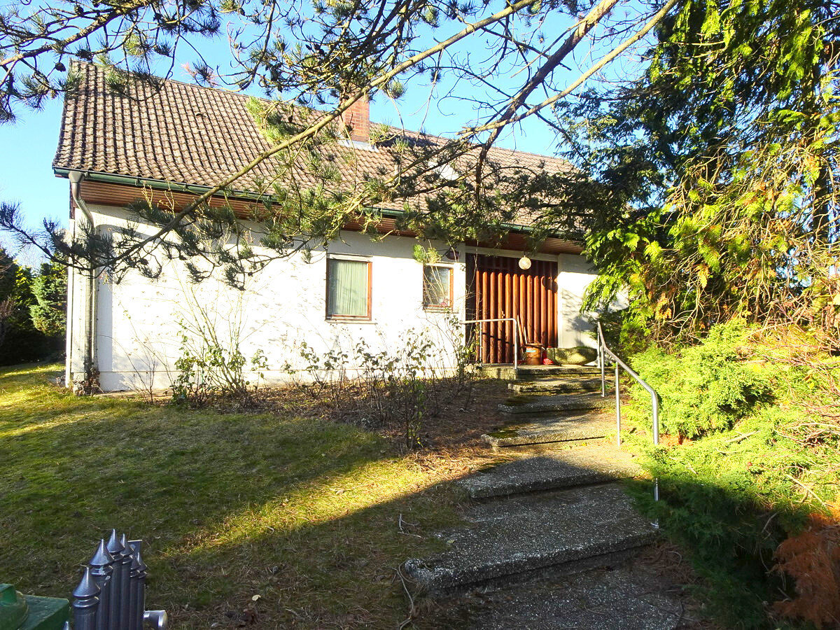 Straßenansicht