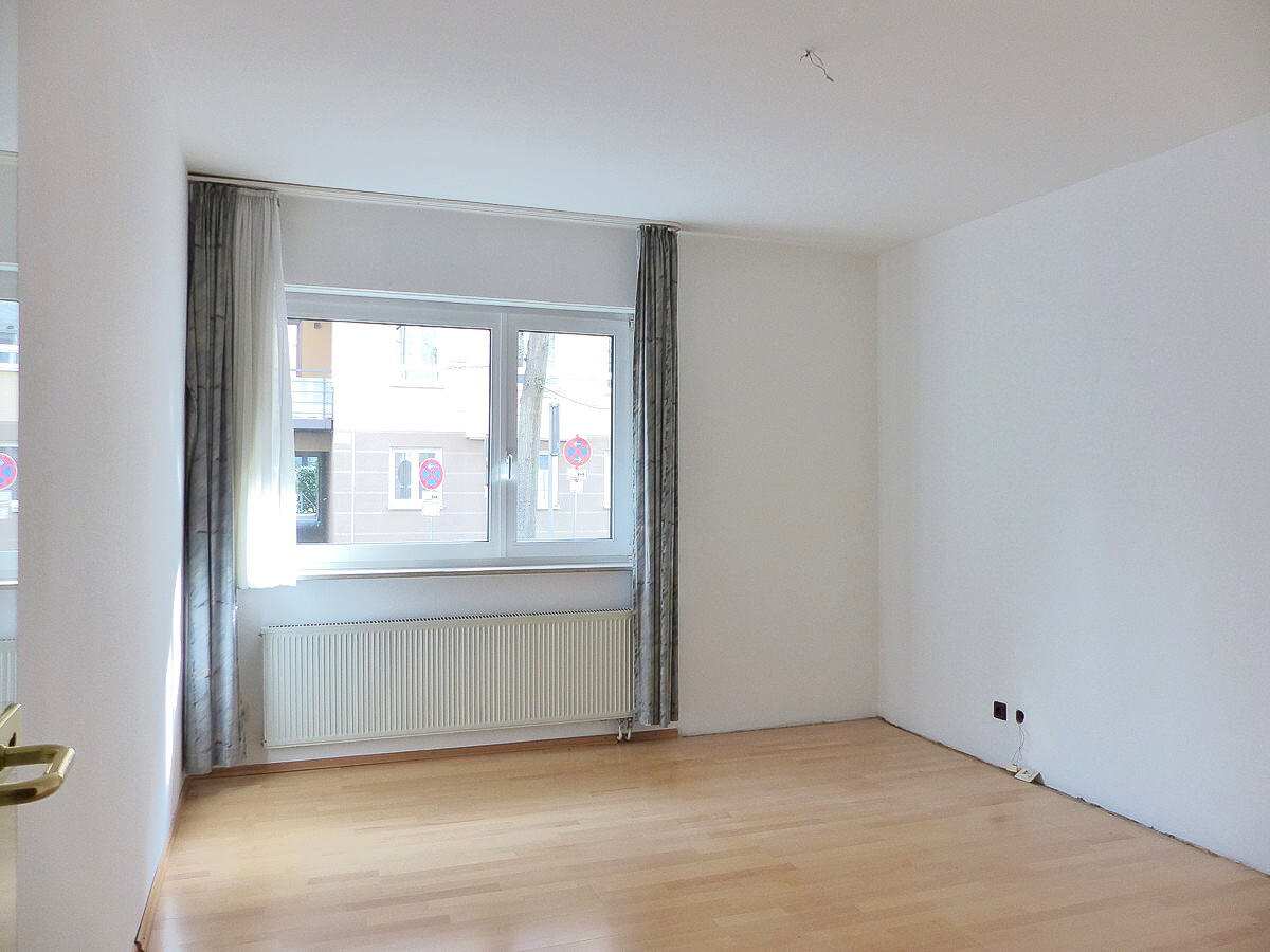 Wohn- und Schlafzimmer