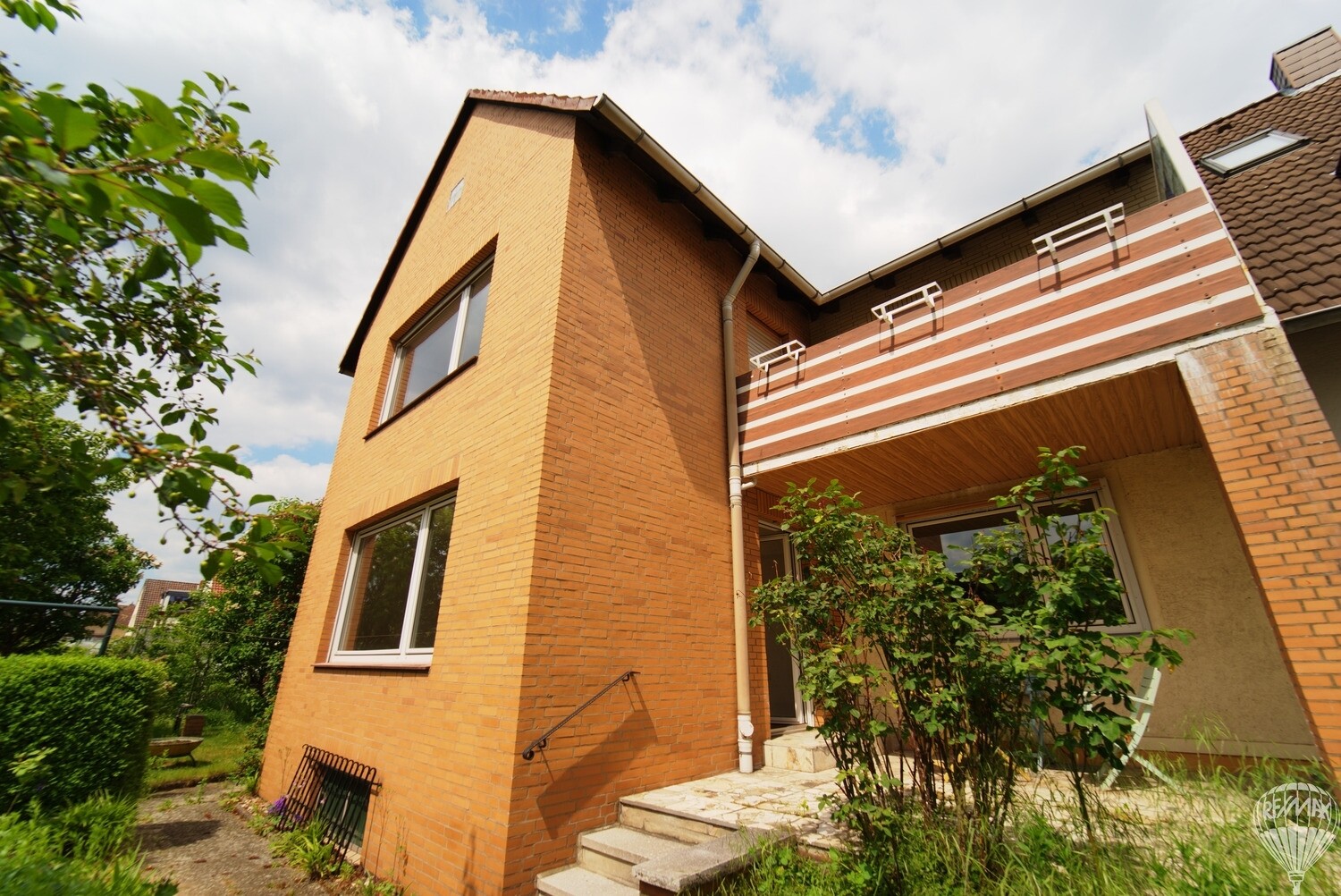 Hinteransicht / Anbau