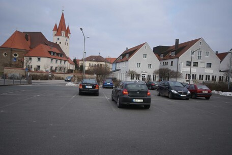 Blick auf das Rathaus von Berg