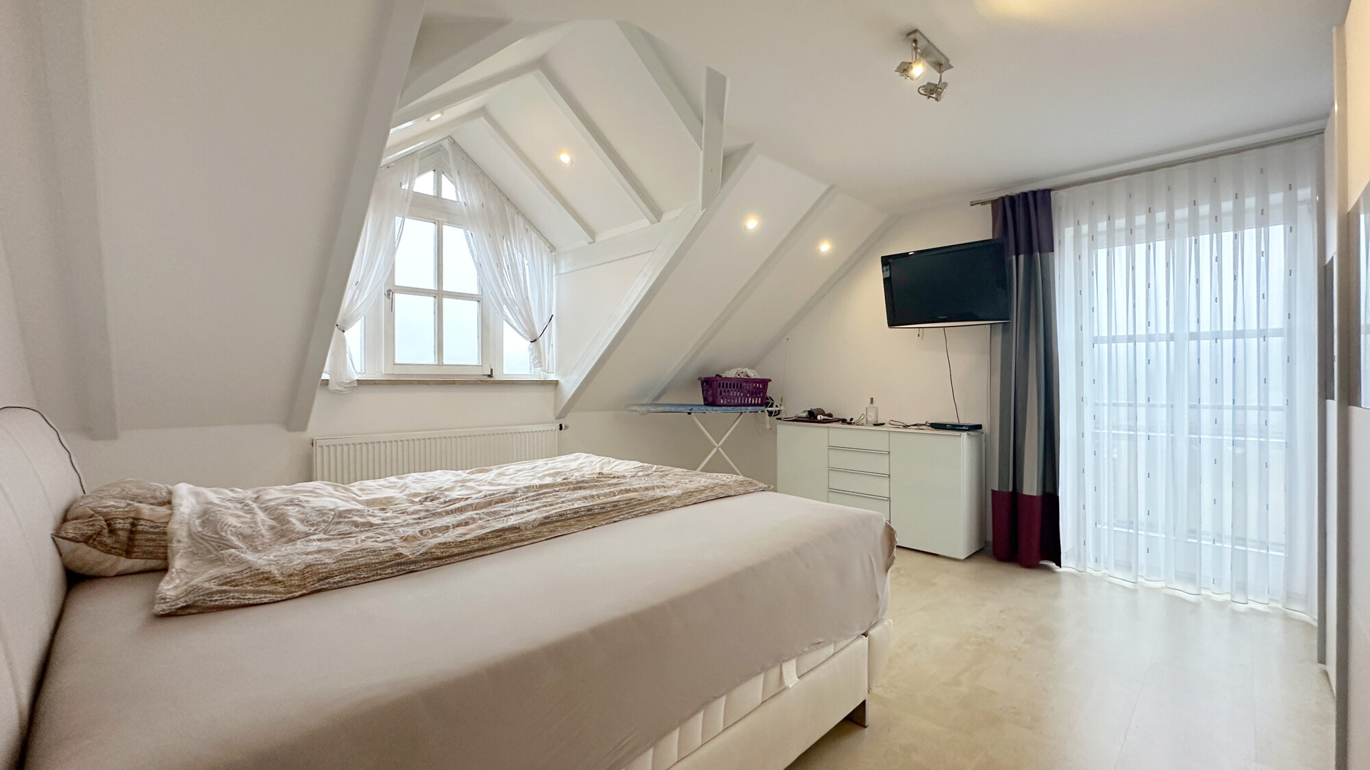 Schlafzimmer OG