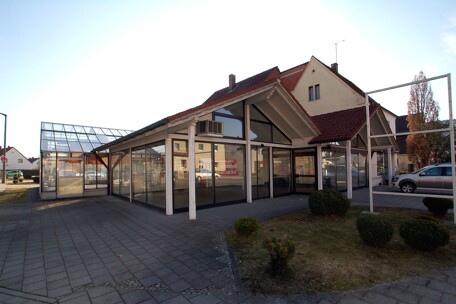 Außenansicht Straßenseite