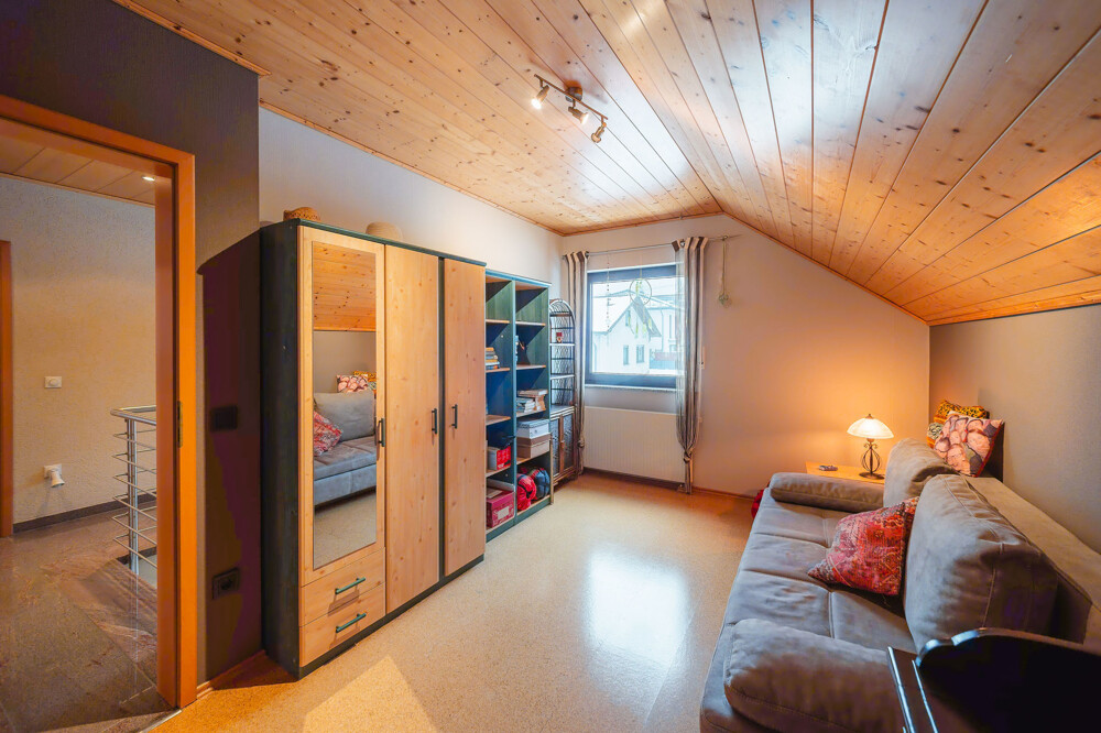 Zimmer 1 OG