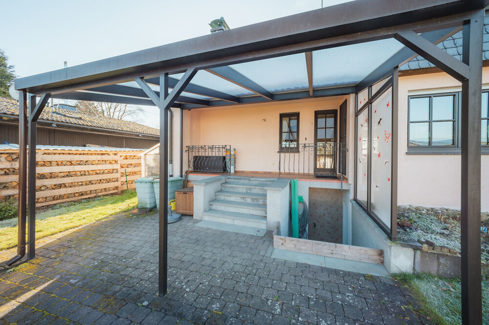 überdachte Terrasse