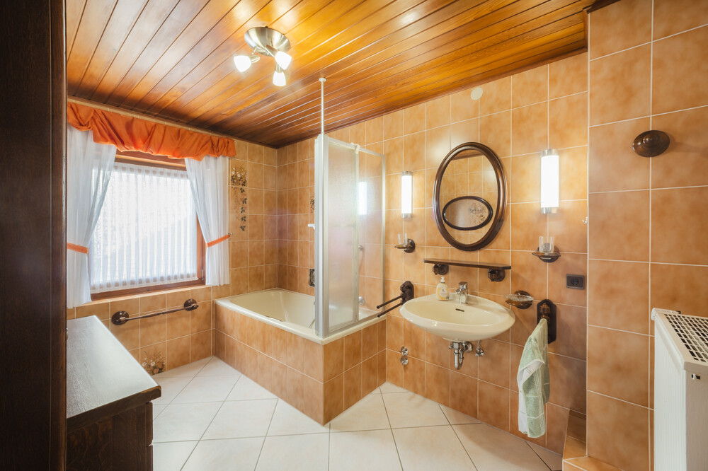 Badezimmer OG