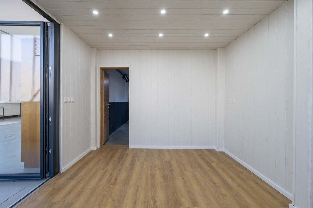 Büro/Halle/Garage