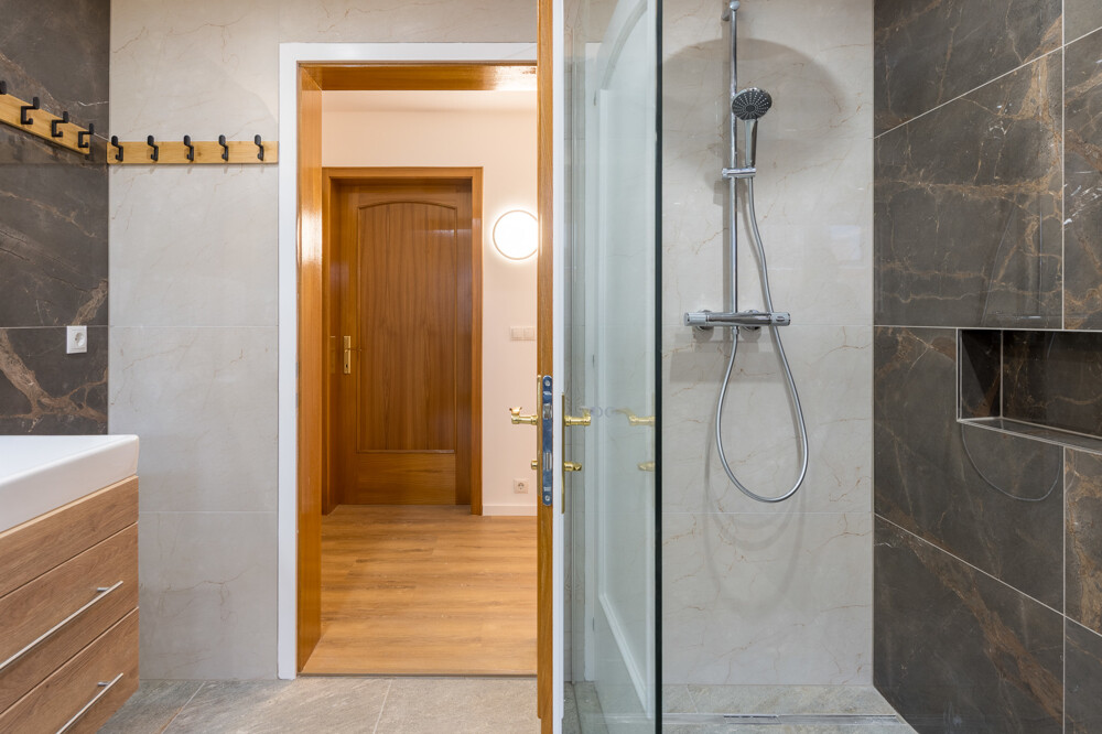Badezimmer/Dusche